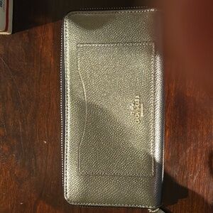 Coach Metallic Zipper Waller